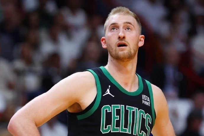 凱爾特人正在兜售球隊射手薩姆·豪澤 凱爾特人正在兜售球隊射手薩姆·豪澤