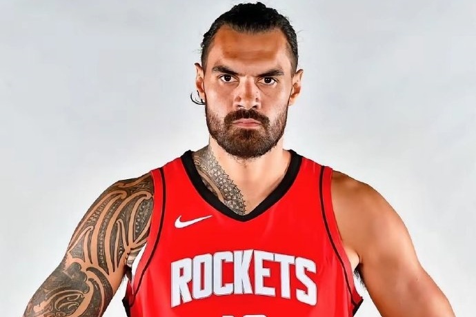 三年 3900 萬續約!亞當斯留守火箭,內線再添保障 三年 3900 萬續約!亞當斯留守火箭,內線再添保障