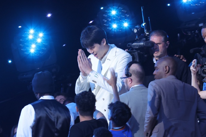 開拓者16順位選中楊瀚森:中國籃球新希望的崛起 開拓者16順位選中楊瀚森:中國籃球新希望的崛起