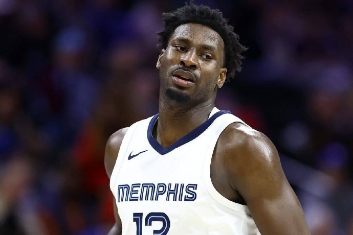 小賈倫-杰克遜5年2.4億美元續約灰熊，球隊未來可期