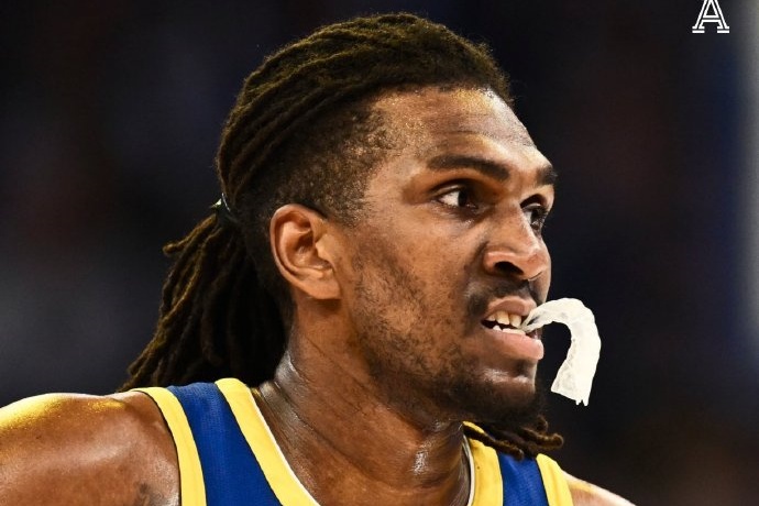 盧尼告別勇士加盟鵜鶘,十年傳奇終章開啟新程 盧尼告別勇士加盟鵜鶘,十年傳奇終章開啟新程