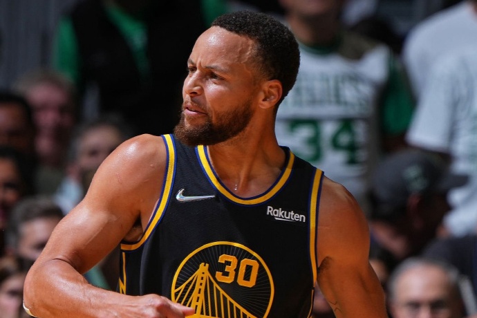 自由市場開啟后29隊有操作,僅剩勇士毫無動作 自由市場開啟后29隊有操作,僅剩勇士毫無動作