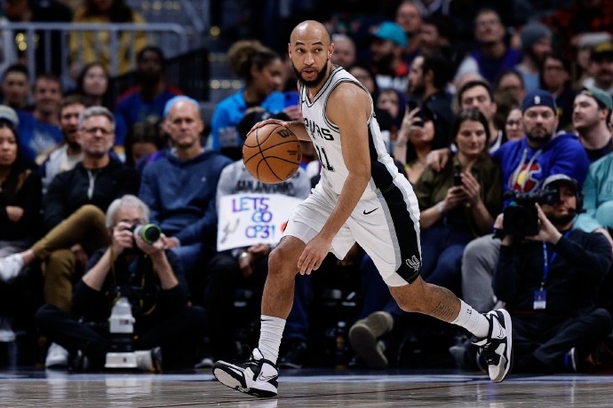 馬刺 1 年 300 萬簽約麥克勞林,充實后衛線深度 馬刺 1 年 300 萬簽約麥克勞林,充實后衛線深度