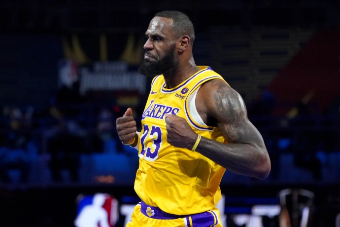 湖人和詹姆斯預(yù)計(jì) 2026 年分開，雙方?jīng)]討論過續(xù)約