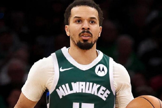 科爾·安東尼與灰熊達成買斷，計劃加盟雄鹿 ?