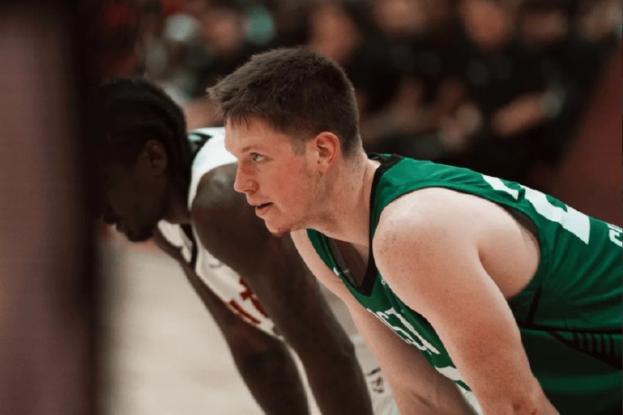 凱爾特人隊官方宣布簽下馬克斯 - 舒爾加 凱爾特人隊官方宣布簽下馬克斯 - 舒爾加