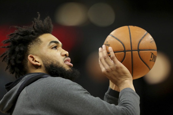 尼克斯與唐斯續約僵局破冰?合同規模或比肩布克引聯盟熱議 尼克斯與唐斯續約僵局破冰?合同規模或比肩布克引聯盟熱議