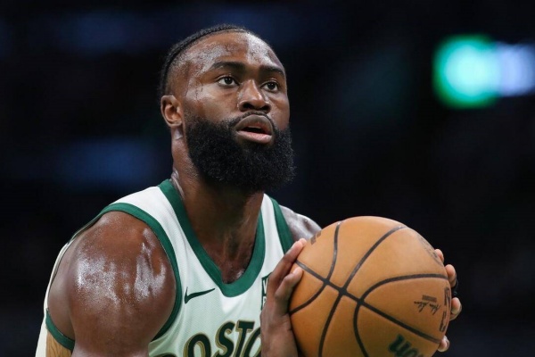 五星集結?杰倫-布朗加盟獨行俠傳聞引發聯盟地震! 五星集結?杰倫-布朗加盟獨行俠傳聞引發聯盟地震!