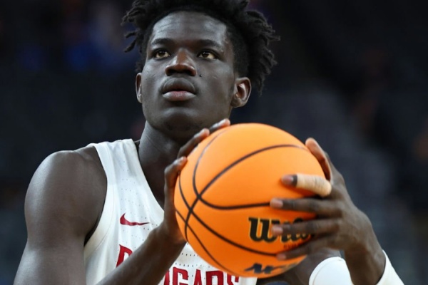 公牛簽下穆哈馬杜-蓋耶,訓練營名單達20人,年輕化進程加速 公牛簽下穆哈馬杜-蓋耶,訓練營名單達20人,年輕化進程加速